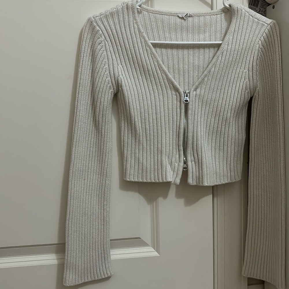 Garage White Cropped Zip up Sweater